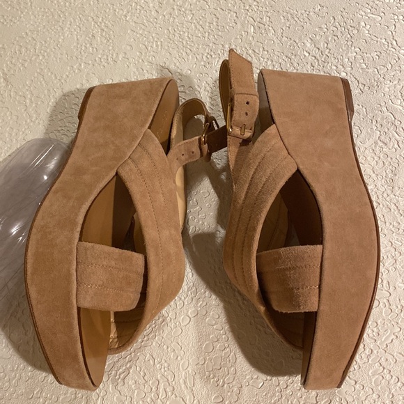 J Crew Marcie Tan Suede Criss Cross Wedge Sandals 8 Beautiful Shoes. - Picture 15 of 16